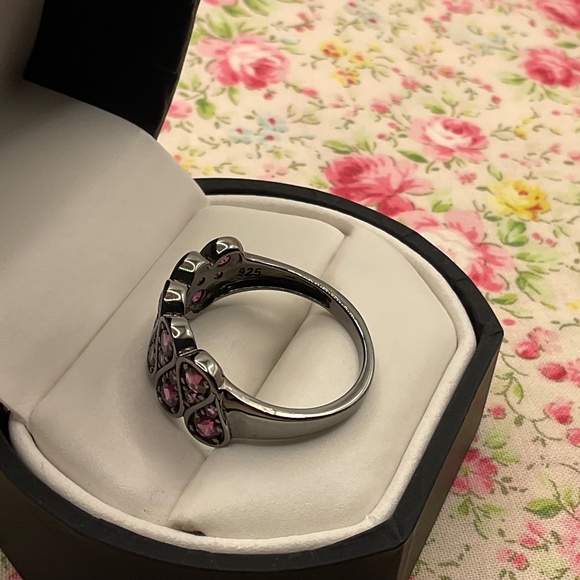 Raspberry Rhodolite Ring in 925 Sterling Silver with Black Rhodium - Picture 6 of 9